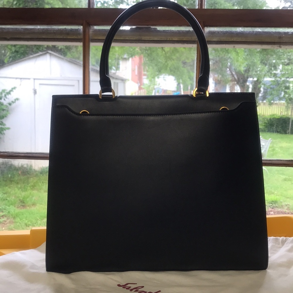 Salvatore Ferragamo Trifolio TH Top Hand… - Picture 15 of 15